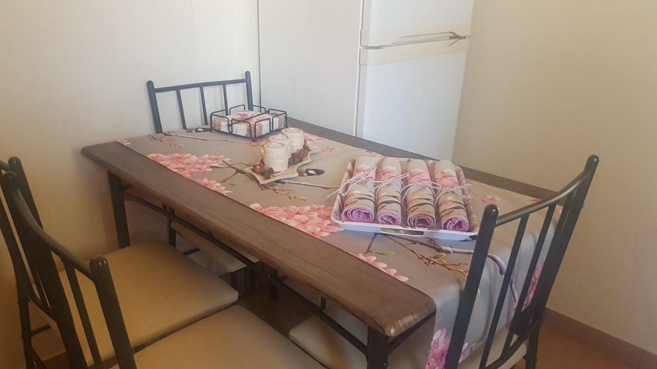 MesolóngionCozy Loftアパートメント エクステリア 写真