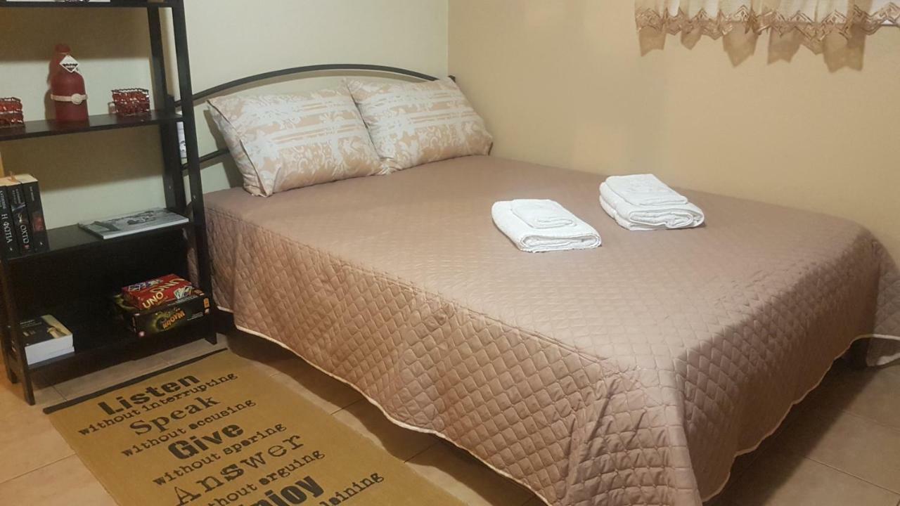 MesolóngionCozy Loftアパートメント エクステリア 写真