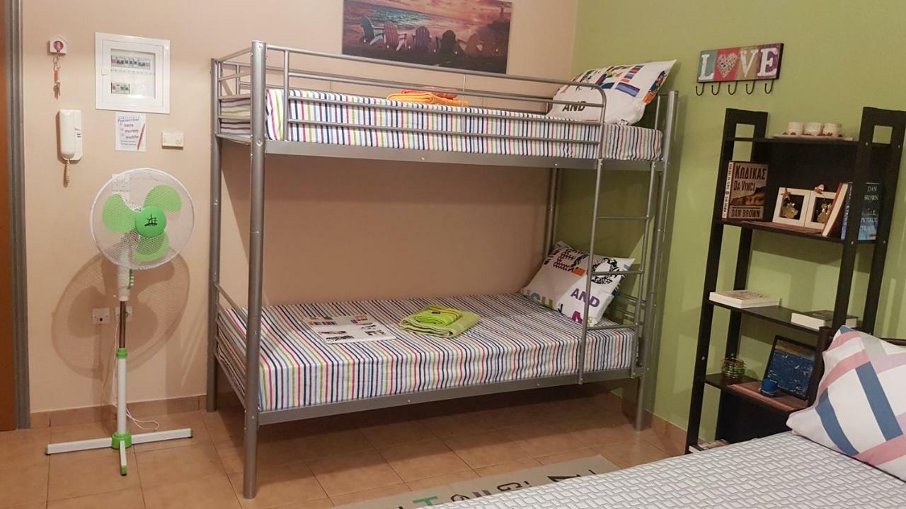 MesolóngionCozy Loftアパートメント エクステリア 写真